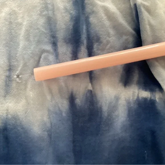 Knox Rose Blue and White Tie-Dye Top - Picture 5 of 6